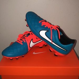 Nike Tiempo Cleats